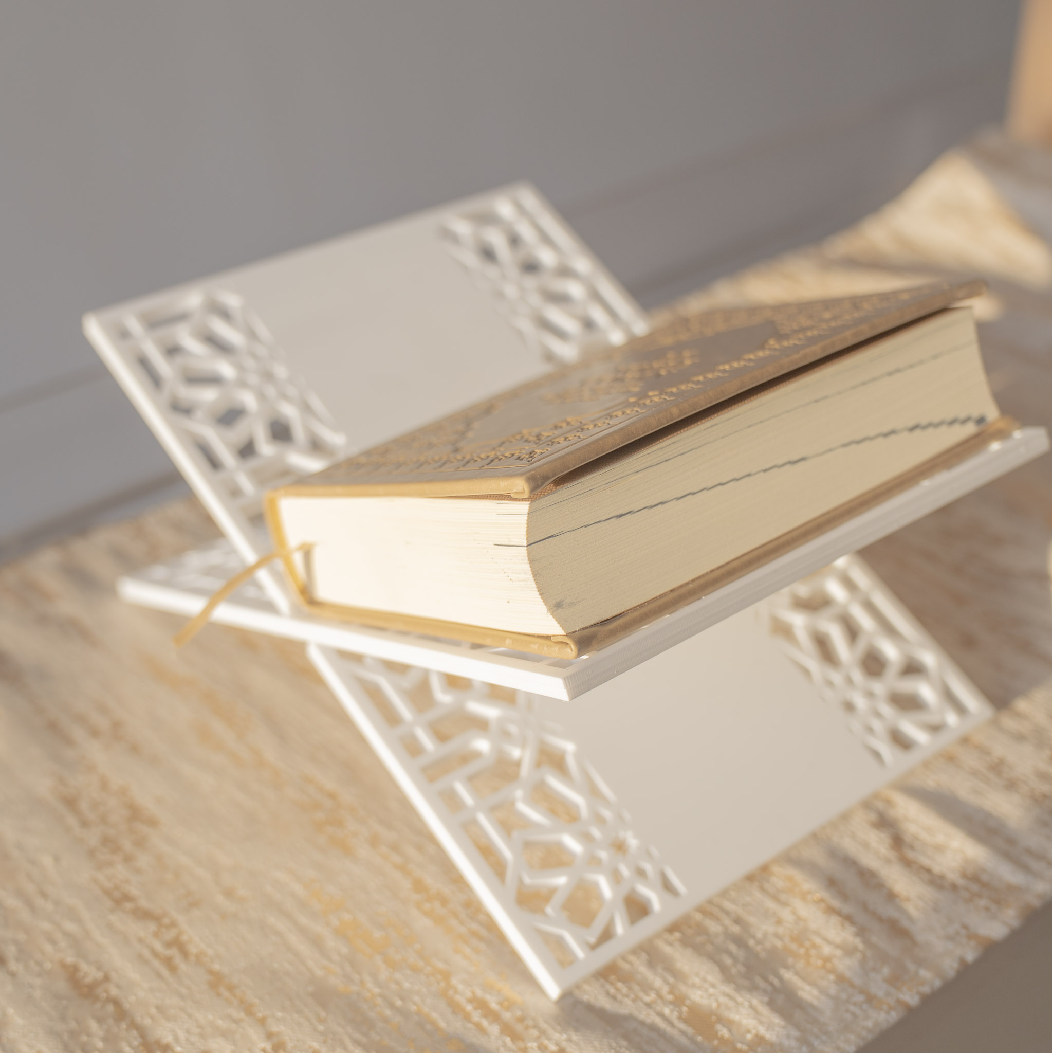 décoration islam minimaliste – bois naturel